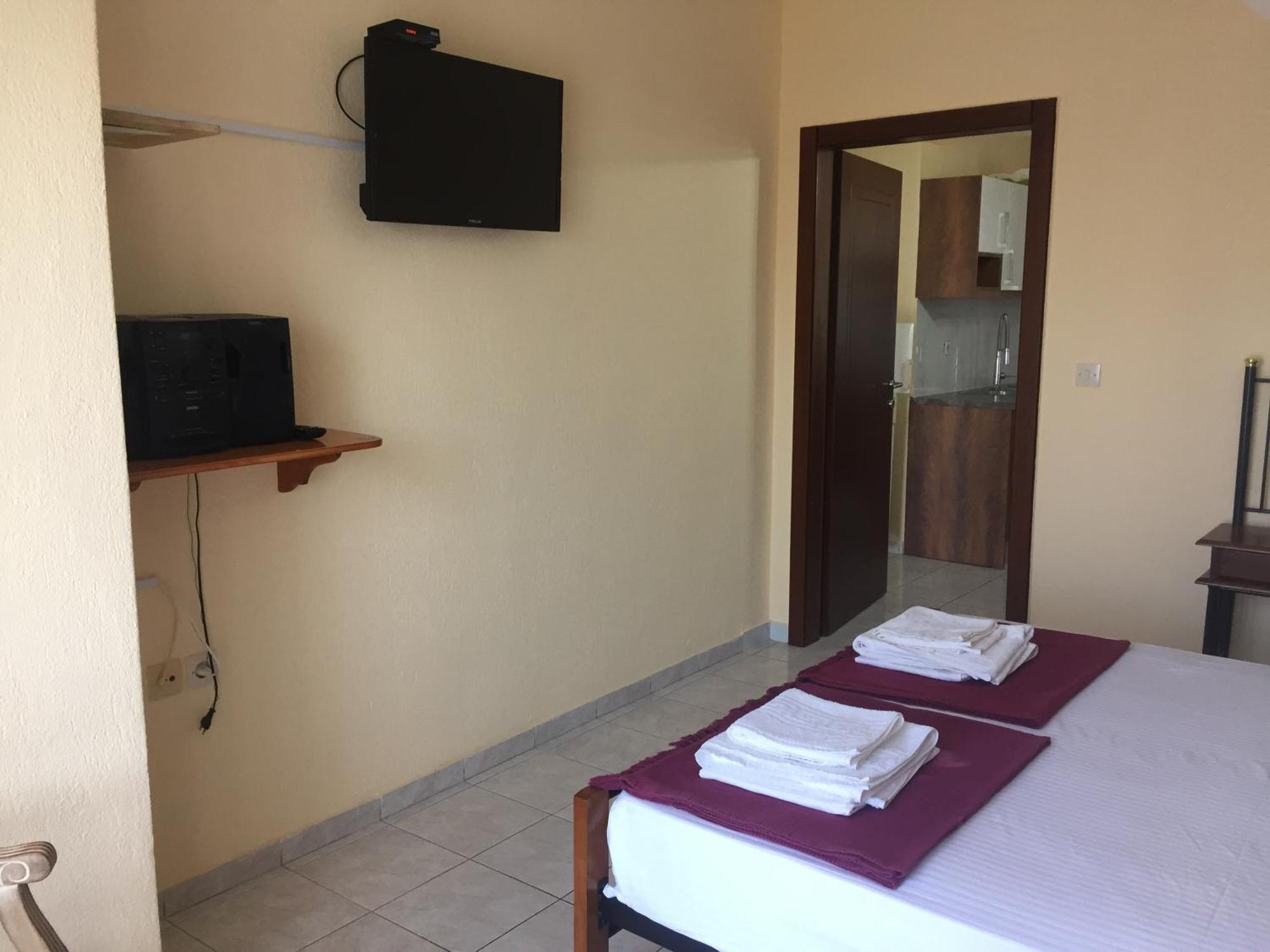 Villa Askamnia And Suites Nikiti  Phòng bức ảnh