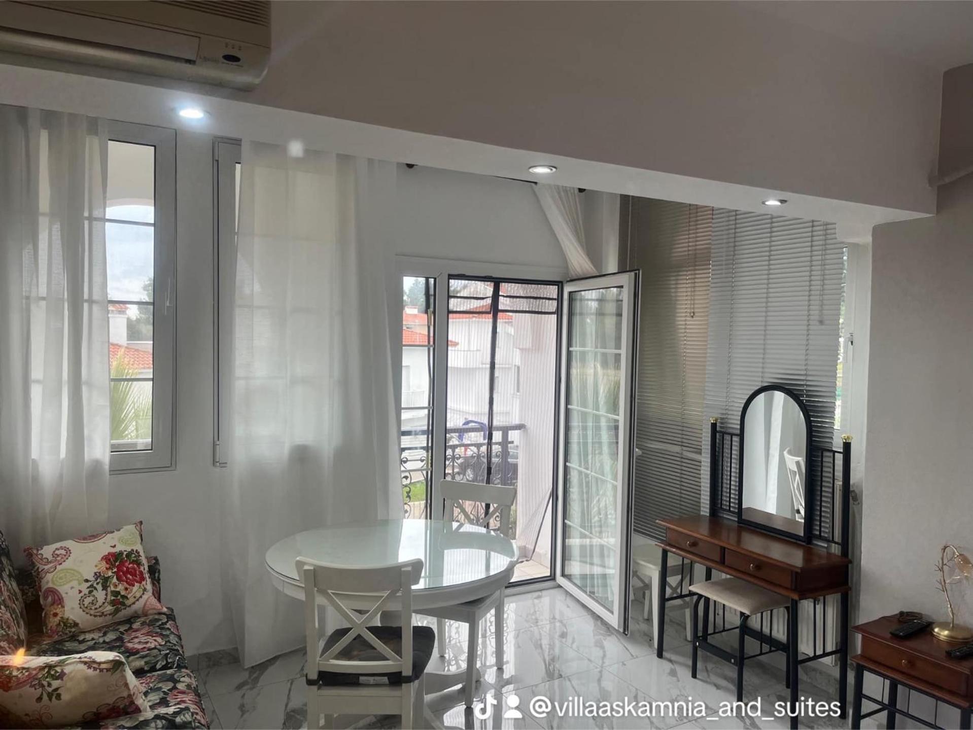 Villa Askamnia And Suites Nikiti  Ngoại thất bức ảnh